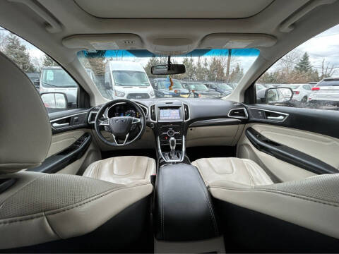 2016 Ford Edge Titanium