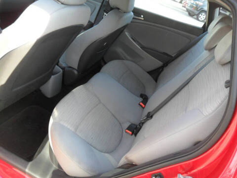 2017 Hyundai Accent SE