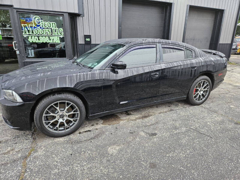 2013 Dodge Charger SXT's photo