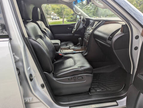 2017 Infiniti QX80