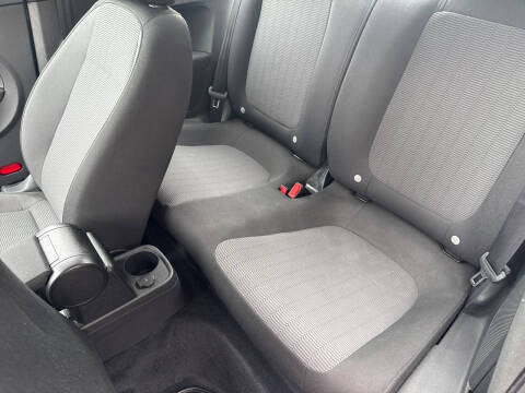 2013 Volkswagen Beetle 2.5L Entry PZEV