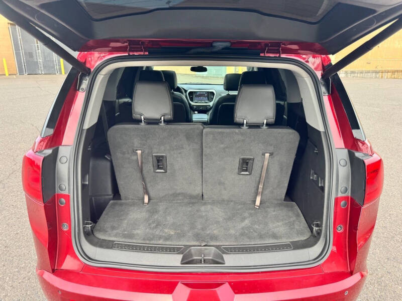 2019 GMC Acadia SLT-1