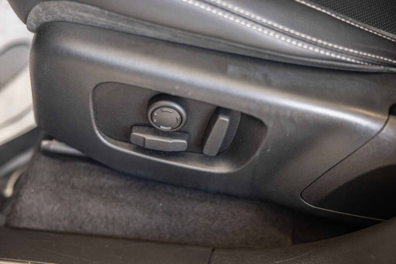 2020 Land Rover Range Rover Velar P250 R-Dynamic S