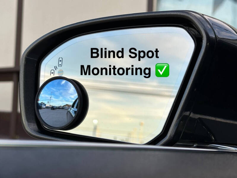 2017 Lincoln Continental Select