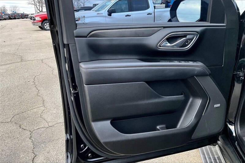 2023 GMC Yukon XL AT4