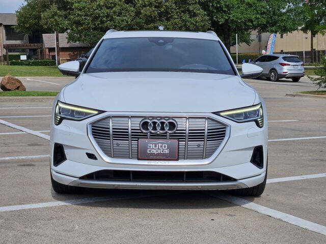 2019 Audi e-tron quattro Prestige