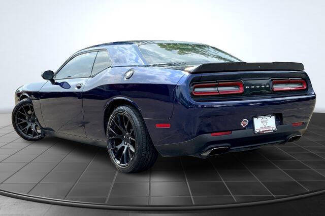 2017 Dodge Challenger R/T Plus