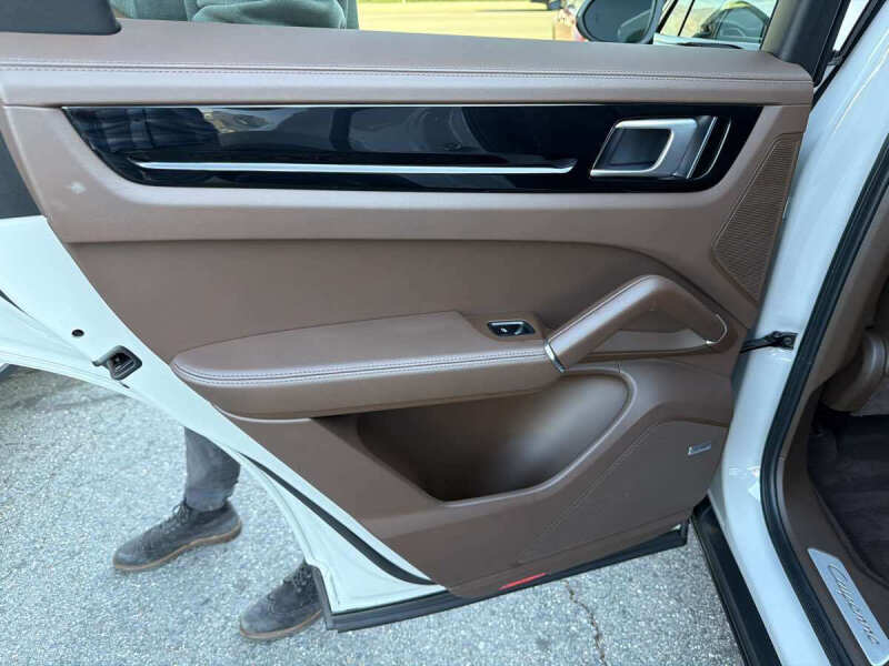 2021 Porsche Cayenne Coupe