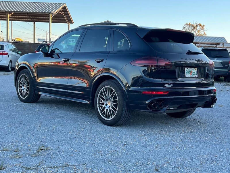 2016 Porsche Cayenne GTS