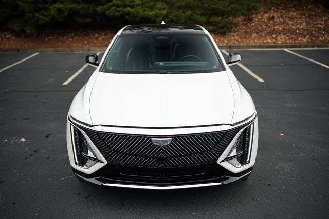 2024 Cadillac LYRIQ Tech