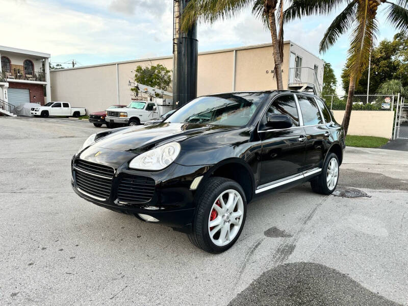 2004 Porsche Cayenne Turbo photo 27