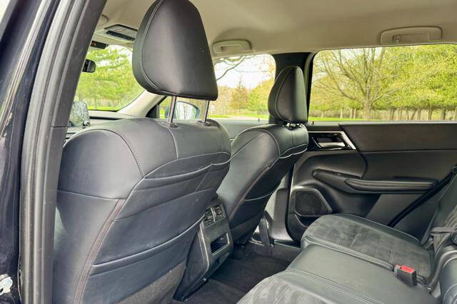 2024 Mitsubishi Outlander