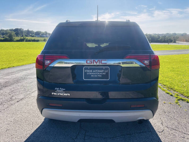 2017 GMC Acadia SLE-2