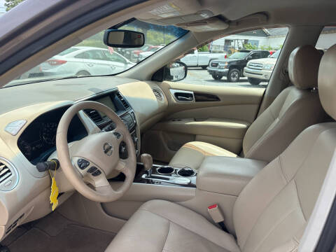 2013 Nissan Pathfinder SL