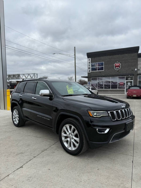 2017 Jeep Grand Cherokee for sale at US 24 Auto Group in Redford MI