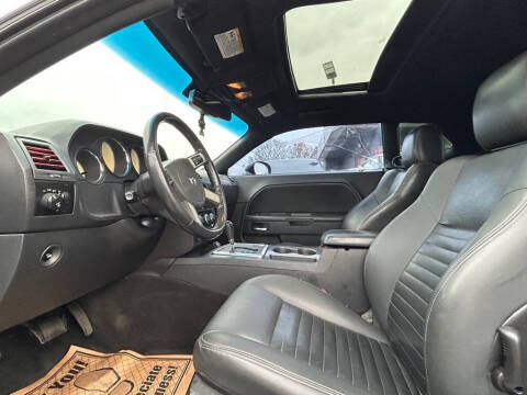 2010 Dodge Challenger SE