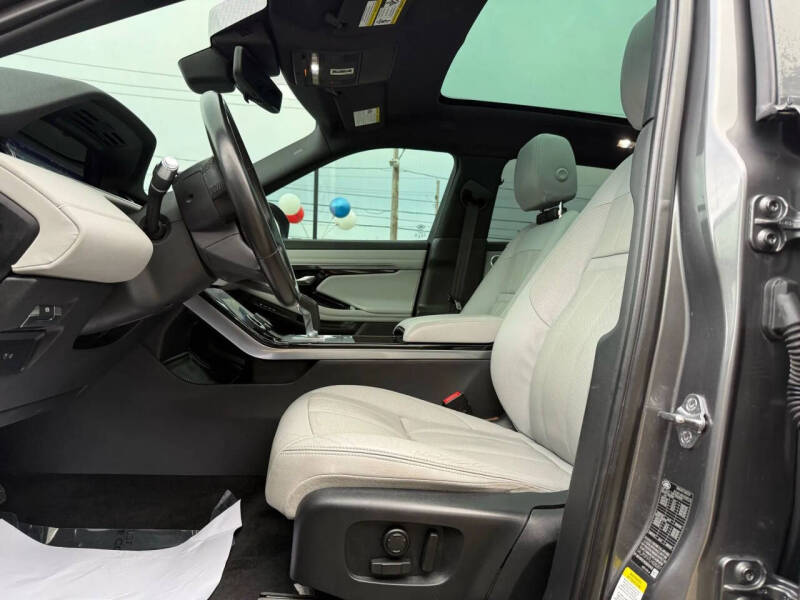 2020 Land Rover Range Rover Evoque SE