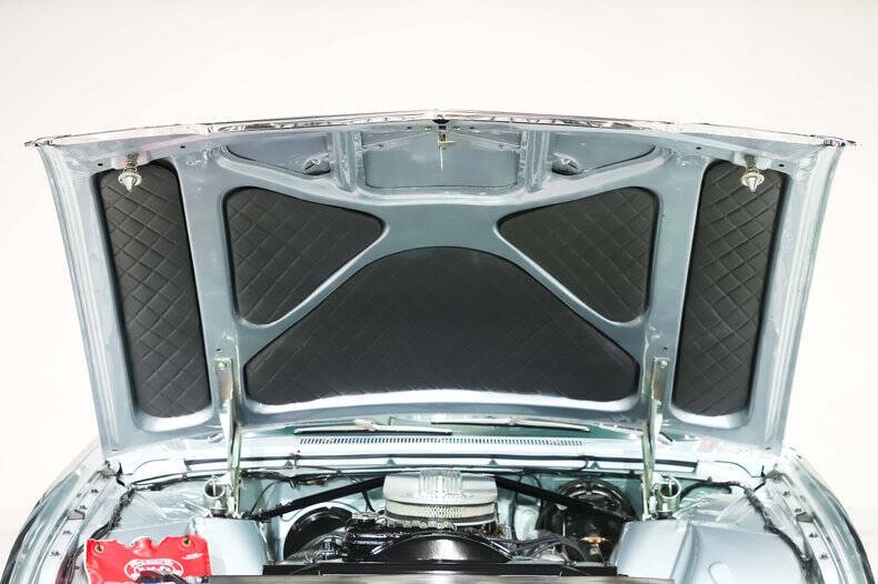 1962 Ford Thunderbird