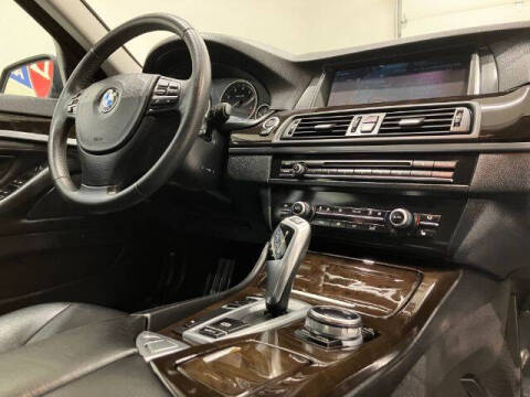 2014 BMW 5 Series 528i