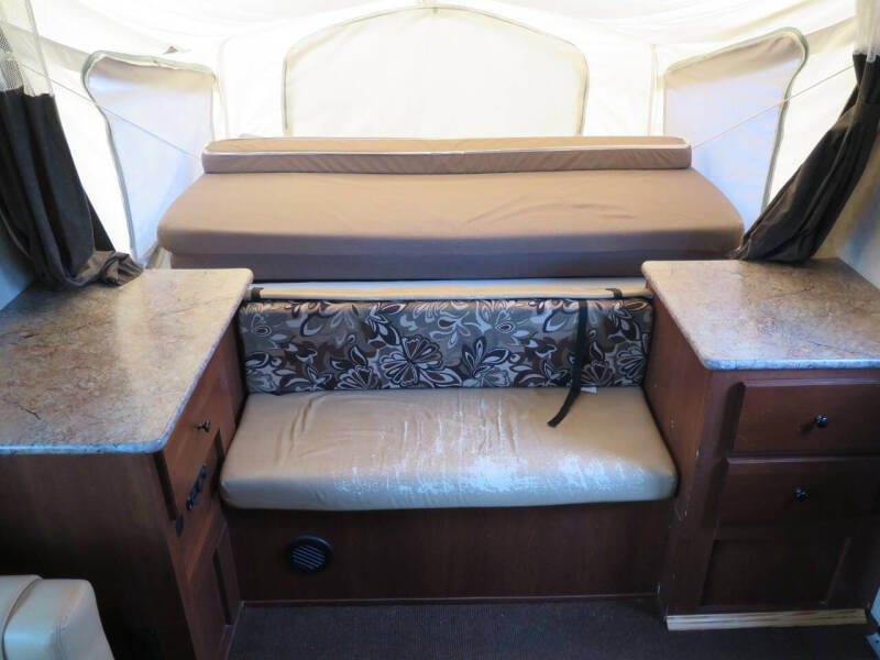 2013 Palomino Solaire