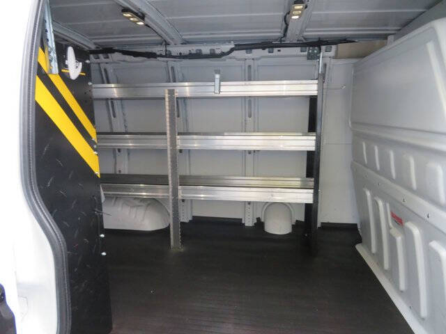 2021 Chevrolet Express 2500