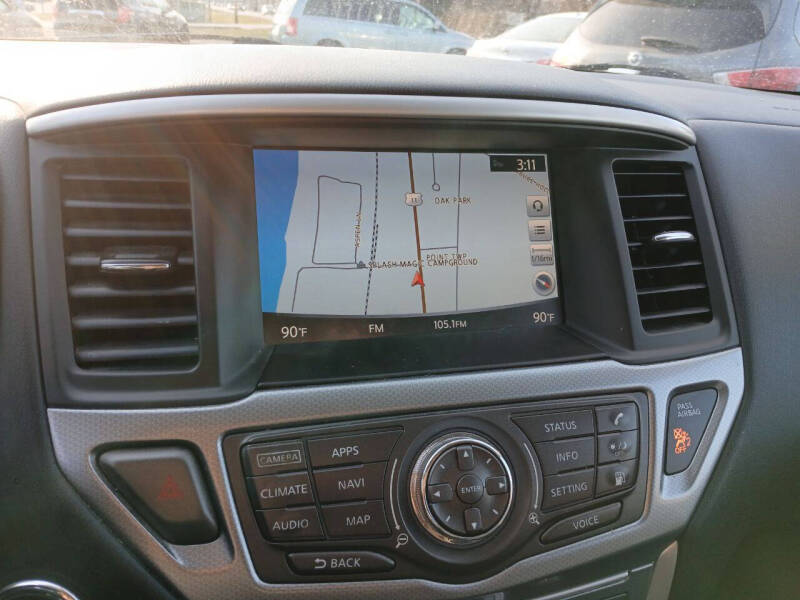 2019 Nissan Pathfinder SL