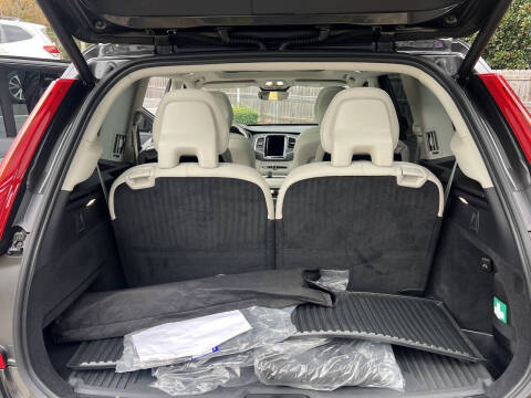 2024 Volvo XC90 B5 Core Bright Theme