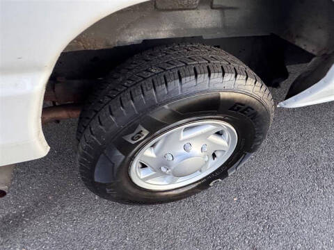 2011 Ford E-Series E-350 SD