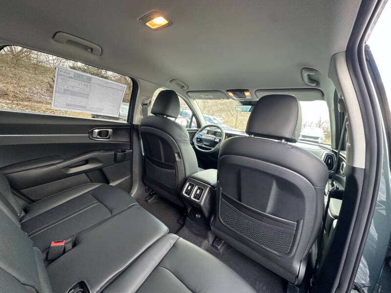 2026 Kia Sorento Hybrid EX