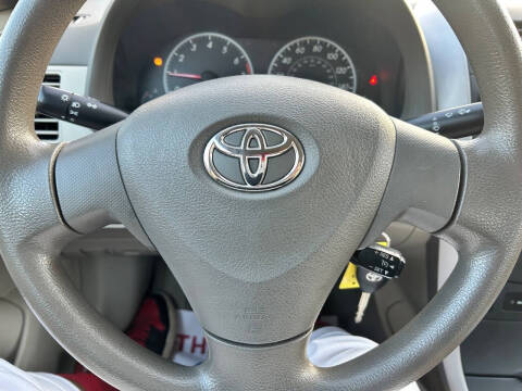 2009 Toyota Corolla LE