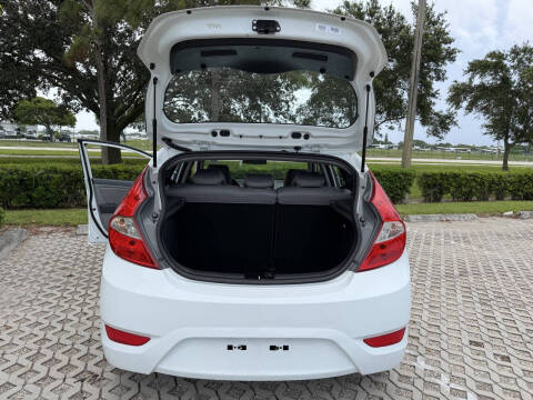2015 Hyundai Accent GS