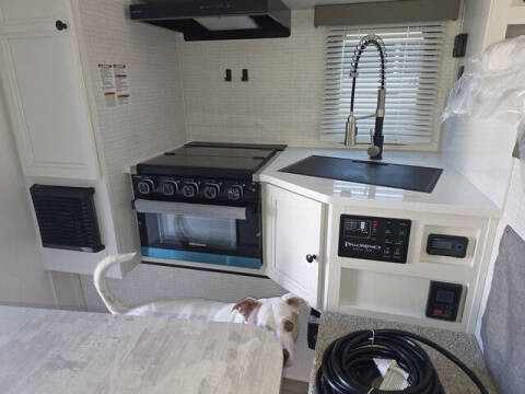 2026 Palomino BACKPACK HS8801