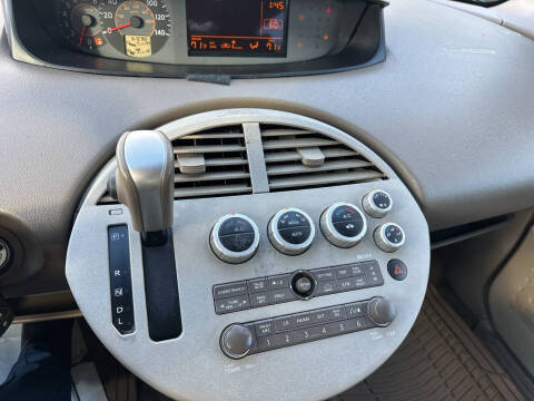 2004 Nissan Quest 3.5 SE