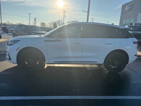 2023 Lincoln Corsair Standard