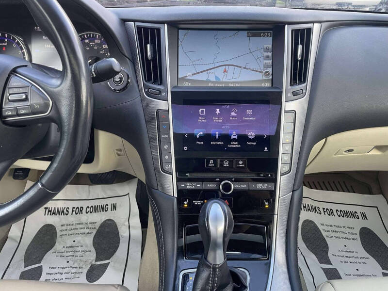 2014 Infiniti Q50 Premium