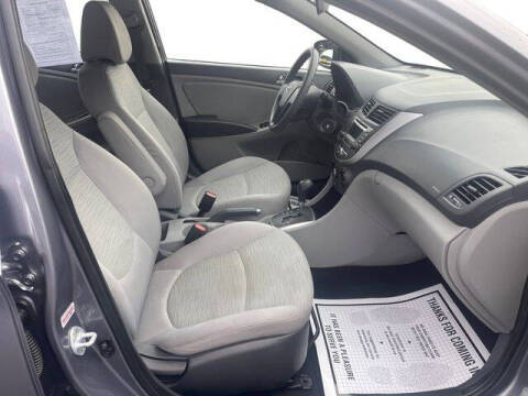 2017 Hyundai Accent SE