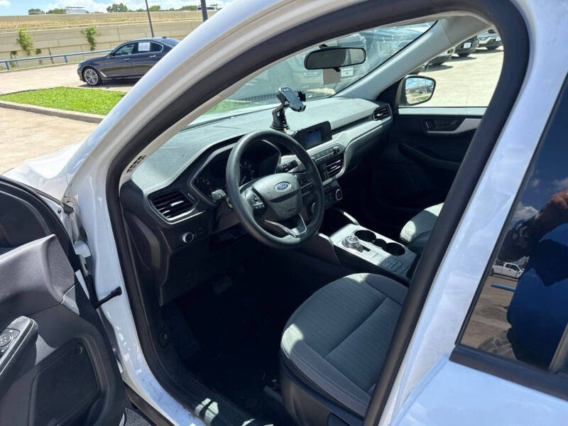 2022 Ford Escape S