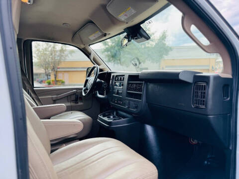 2020 Chevrolet Express 3500