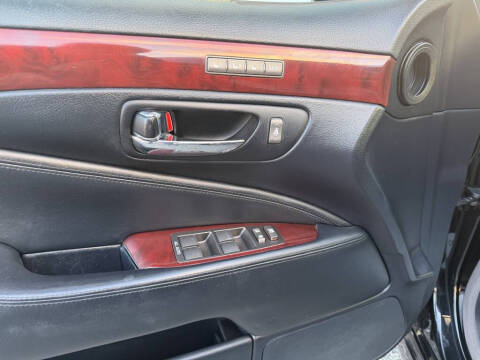 2007 Lexus LS 460