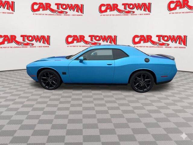 2019 Dodge Challenger SXT