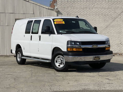 2024 Chevrolet Express 2500