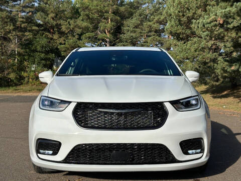 2022 Chrysler Pacifica Hybrid Touring L