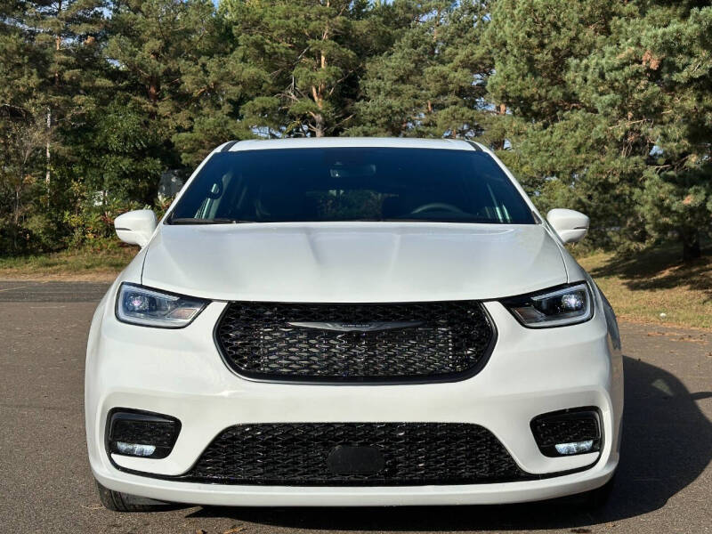 2022 Chrysler Pacifica Hybrid Touring L