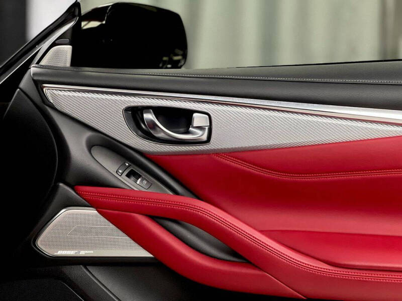 2019 Infiniti Q60 Red Sport 400