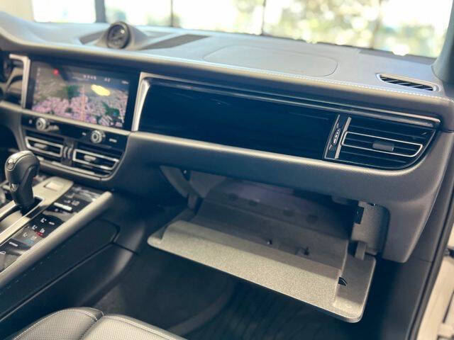 2024 Porsche Macan S