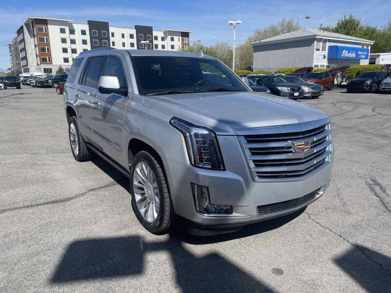 2019 Cadillac Escalade Platinum