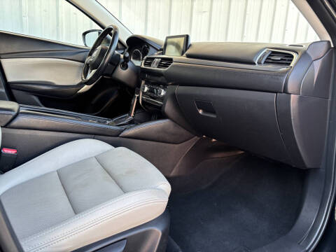 2016 Mazda MAZDA6 i Touring