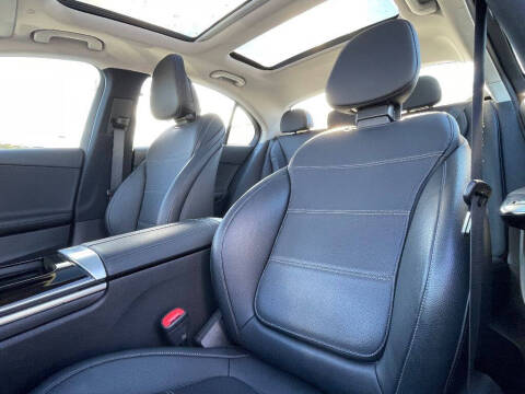 2022 Mercedes-Benz C-Class C 300