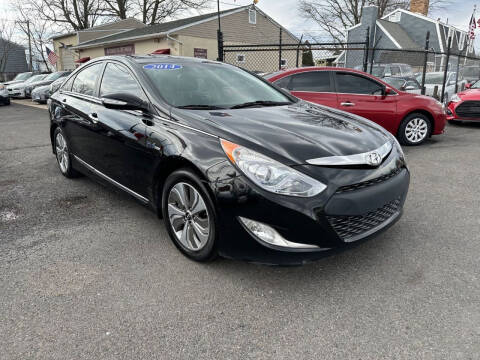2014 Hyundai Sonata Hybrid for sale at The Bad Credit Doctor in Croydon PA