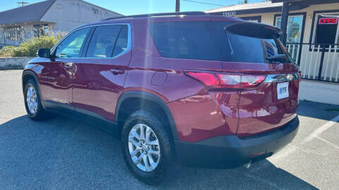 2020 Chevrolet Traverse LT Cloth